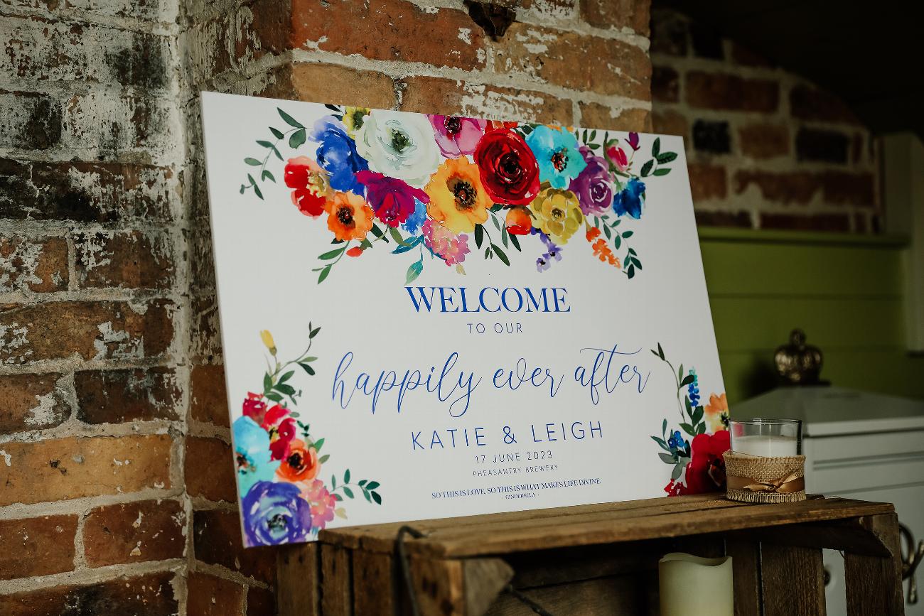 Wedding welcome sign - welcome to our wedding sign - wedding signage - North Lincolnshire wedding stationery - wedding day stationery